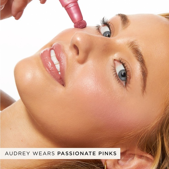 Tarte Blush & Glow Tape Travel Set- Bold Berries - Picture 2 of 12